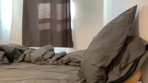 Snapshot of marineguyk19 chatting on January 2025 04:57:01 PM Z online show from January 2025 04:57:01 PM