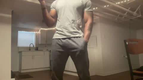 Snapshot of marineguyk19 chatting on December 2025 07:53:02 PM Z online show from December 2025 07:53:02 PM