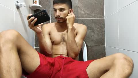 Snapshot of mariobrosss517470 chatting on June 2026 07:35:02 PM mariobrosss517470 online show from June 2026 07:35:02 PM