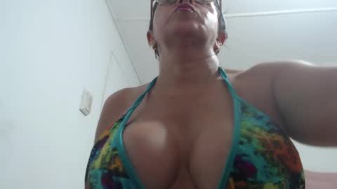 mariska_69 online show from April 2026 12:30:02 AM