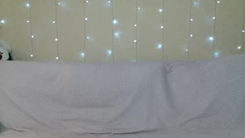 Snapshot of mariyapipi chatting on January 2025 04:04:02 AM pipi online show from January 2025 04:04:02 AM