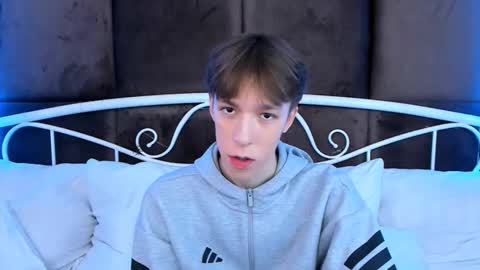 Mark online show from November 2025 10:46:02 AM