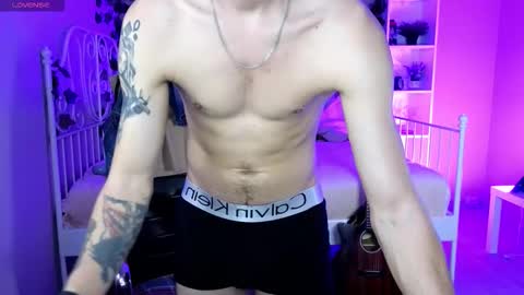 Snapshot of mark_caron chatting on November 2025 08:54:01 PM mark_caron online show from November 2025 08:54:01 PM