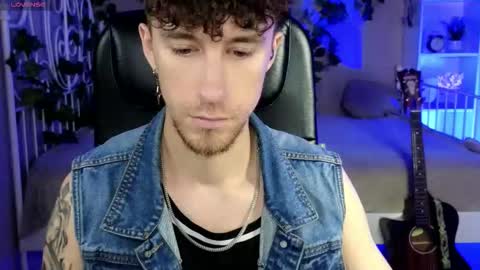 Snapshot of mark_caron chatting on November 2025 08:33:02 PM mark_caron online show from November 2025 08:33:02 PM