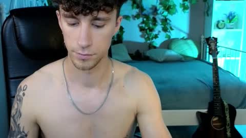 Snapshot of mark_caron chatting on November 2025 04:33:01 PM mark_caron online show from November 2025 04:33:01 PM