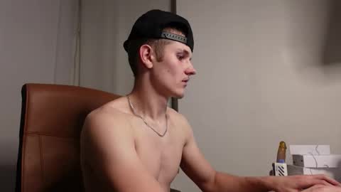 Snapshot of mark_karson chatting on September 2025 07:57:02 PM MARK KARSON online show from September 2025 07:57:02 PM