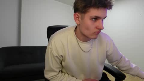 Snapshot of mark_karson chatting on December 2025 08:36:02 PM MARK KARSON online show from December 2025 08:36:02 PM