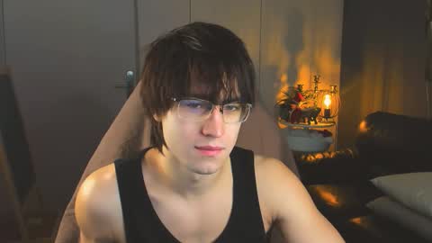 Snapshot of mark_piers chatting on December 2025 05:56:02 AM mark online show from December 2025 05:56:02 AM