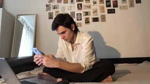 Mark online show from October 2025 11:16:01 AM