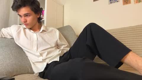 Mark online show from December 2025 01:40:02 PM