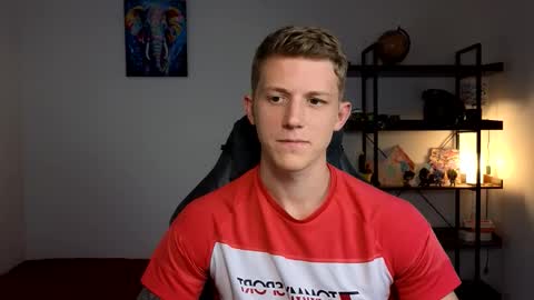 mark_shturman online show from November 2025 03:45:02 PM