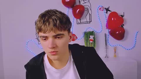 Snapshot of mark_sir chatting on February 2026 05:28:02 PM mark_sir online show from February 2026 05:28:02 PM