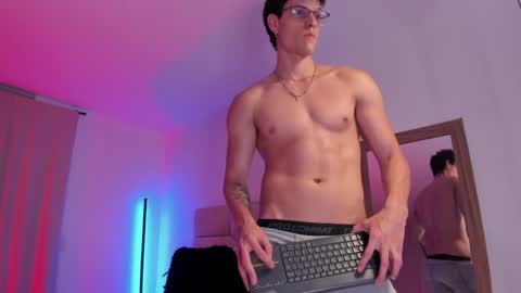 troy online show from March 2026 02:22:02 AM