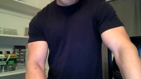 Snapshot of markk702 chatting on December 2024 05:37:01 AM markk702 online show from December 2024 05:37:01 AM