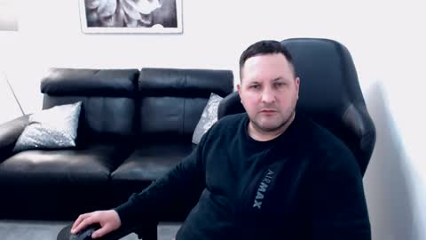 Master online show from November 2025 12:48:02 PM