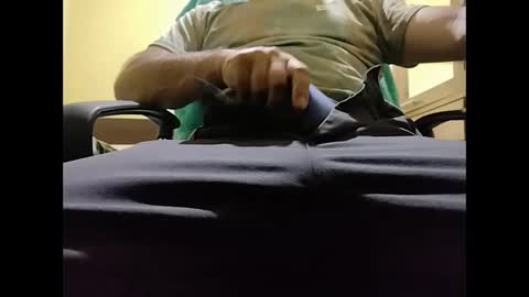 Snapshot of markoanto35 chatting on February 2025 05:01:01 AM markoanto35 online show from February 2025 05:01:01 AM