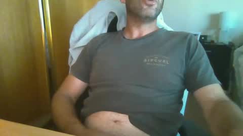 Snapshot of markoboy34 chatting on January 2025 12:11:01 AM Matt Kung online show from January 2025 12:11:01 AM