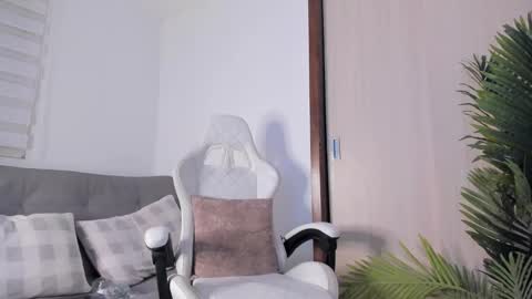 markus... Y online show from December 2024 11:01:02 PM