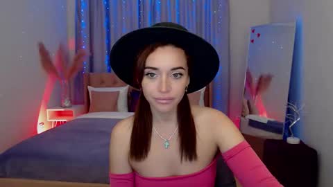 MarlaDewis online show from September 2025 07:28:02 PM