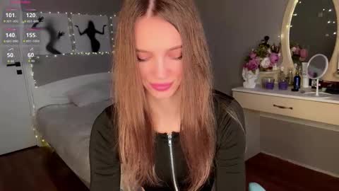 Maja online show from March 2026 06:25:01 AM