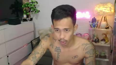 marlmoreno10 online show from April 2026 12:35:01 AM