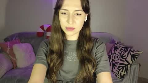 Mary online show from November 2025 05:38:01 PM