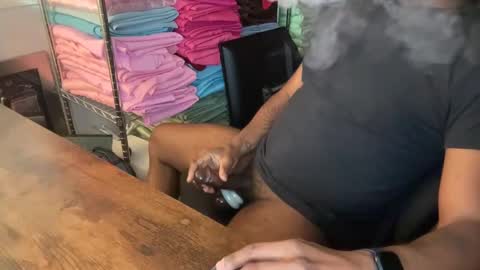 Snapshot of marriedblkbator chatting on February 2025 02:34:02 PM marriedblkbator online show from February 2025 02:34:02 PM