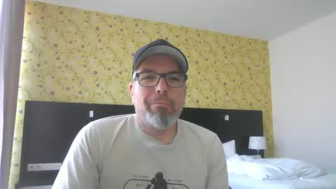 Snapshot of marriedcock1980 chatting on September 2025 11:33:02 AM marriedcock1980 online show from September 2025 11:33:02 AM