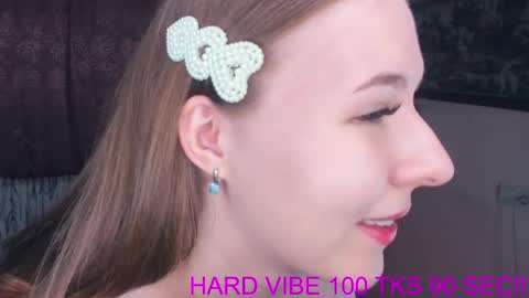 Hey guys Im MaryLets be friendsThis is my first stream online show from April 2026 04:46:01 AM