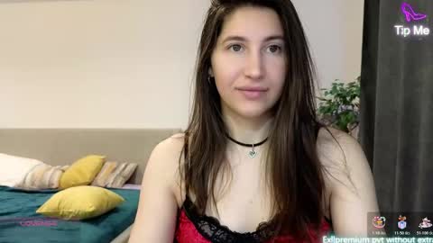 Snapshot of marrycolins chatting on February 2026 03:05:02 AM marrycolins online show from February 2026 03:05:02 AM