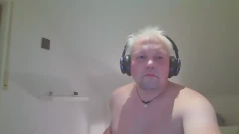 Snapshot of mars0481 chatting on November 2025 09:31:02 PM mars0481 online show from November 2025 09:31:02 PM