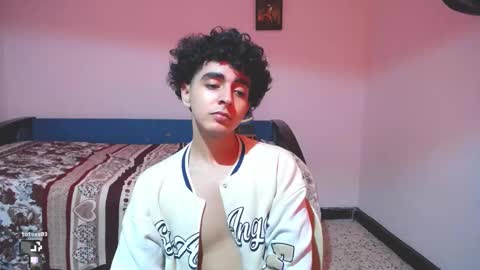 Snapshot of mars_miller chatting on January 2025 10:08:01 PM Mars online show from January 2025 10:08:01 PM