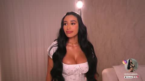     online show from February 2025 10:03:02 PM