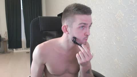 Snapshot of marselle_looker chatting on January 2025 08:02:02 AM Marselle online show from January 2025 08:02:02 AM