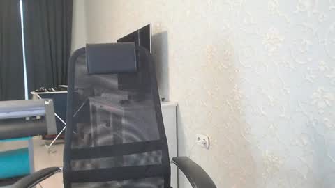 Snapshot of marselle_looker chatting on February 2025 12:47:02 PM Marselle online show from February 2025 12:47:02 PM