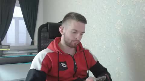 Snapshot of marselle_looker chatting on November 2025 11:54:01 AM Marselle online show from November 2025 11:54:01 AM