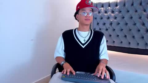 MARSHALL online show from March 2026 01:14:02 PM