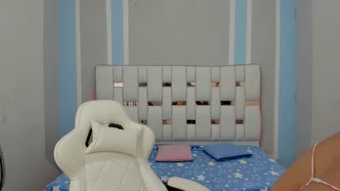 Snapshot of marsmith1 chatting on November 2025 04:44:02 AM Mar Smith online show from November 2025 04:44:02 AM