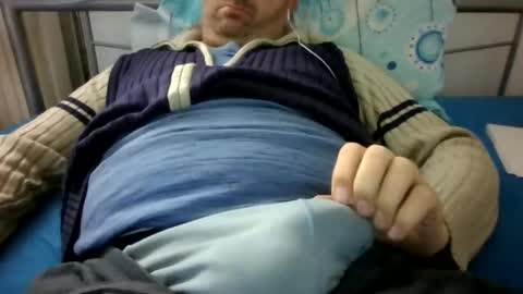 Snapshot of mart83_sllo chatting on November 2025 01:00:01 PM Martin83 online show from November 2025 01:00:01 PM