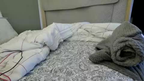 Snapshot of marthabriest chatting on November 2025 07:51:02 AM Martha online show from November 2025 07:51:02 AM