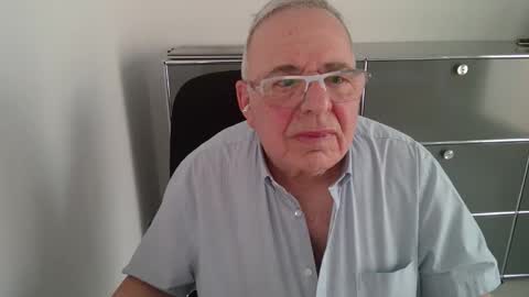 Snapshot of martin_1947 chatting on March 2026 05:16:01 PM martin_1947 online show from March 2026 05:16:01 PM