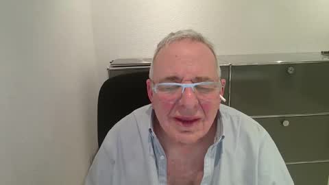 Snapshot of martin_1947 chatting on March 2026 09:59:02 PM martin_1947 online show from March 2026 09:59:02 PM