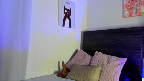 Snapshot of martina_miiller chatting on November 2025 01:00:02 PM martina mIIler online show from November 2025 01:00:02 PM