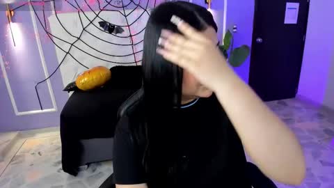 Martina  online show from October 2025 08:10:01 PM