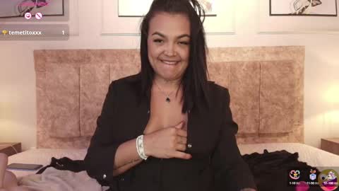 Snapshot of martina_vega__ chatting on January 2025 05:37:02 AM NATALIA ON A TRAVEL FROM DECEMBER 6TH TO THE 9TH ENJOY ME BEFORE I LEAVE online show from January 2025 05:37:02 AM