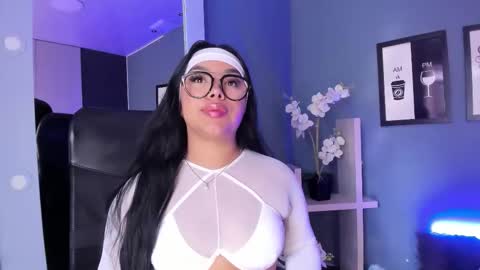 Martina Garcia online show from March 2026 08:13:01 PM