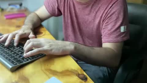 Snapshot of martincito22xl chatting on January 2025 11:51:02 PM Martincito online show from January 2025 11:51:02 PM