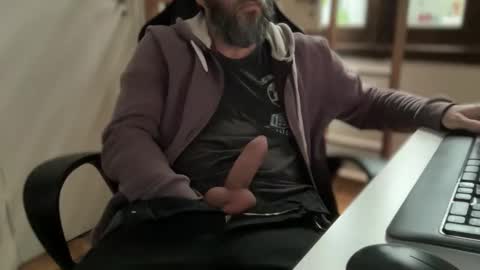 Snapshot of martincito22xl chatting on September 2025 08:20:02 PM Martincito online show from September 2025 08:20:02 PM