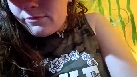 Snapshot of martinhopetaylor chatting on May 2026 11:23:01 PM martinhopetaylor online show from May 2026 11:23:01 PM