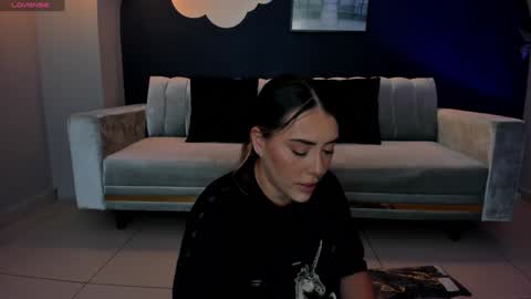 Martinna Bonnet online show from February 2025 01:30:01 PM